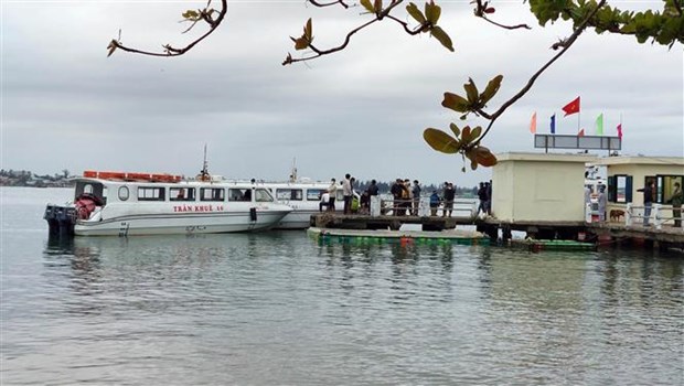 Quang Nam: une dizaine de morts dans le naufrage d’un canoe de tourisme hinh anh 1