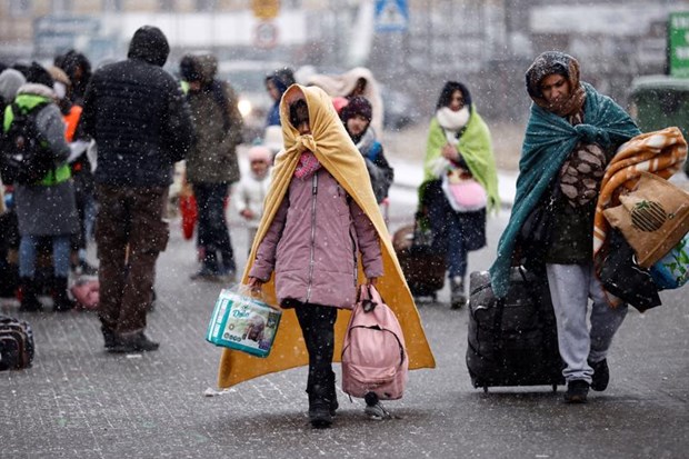 Environ 460 Vietnamiens ont ete evacues d’Ukraine hinh anh 1