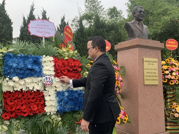 L’ambassadeur de la Republique dominicaine loue les liens avec le Vietnam hinh anh 1