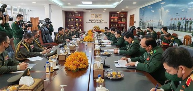 Le Vietnam et le Cambodge cultivent leur cooperation de defense hinh anh 1