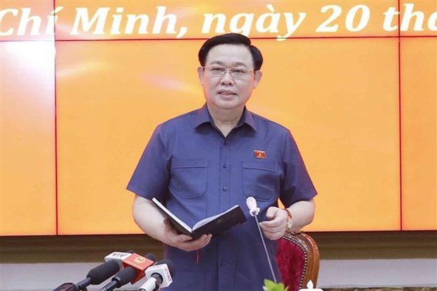 Le president de l’Assemblee nationale travaille avec Ho Chi Minh-Ville hinh anh 1