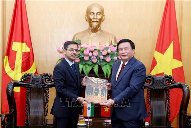 L’Academie nationale de politique Ho Chi Minh coopere avec ses partenaires indien et singapourien hinh anh 2