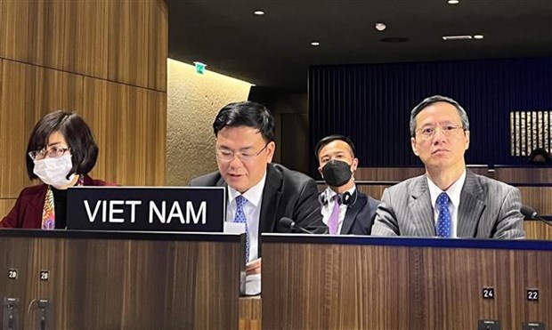 Le Vietnam participe a la 214e session du Conseil executif de l'UNESCO hinh anh 1