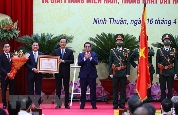 Le PM Pham Minh Chinh a la celebration des 30 ans du retablissement de Ninh Thuan hinh anh 2