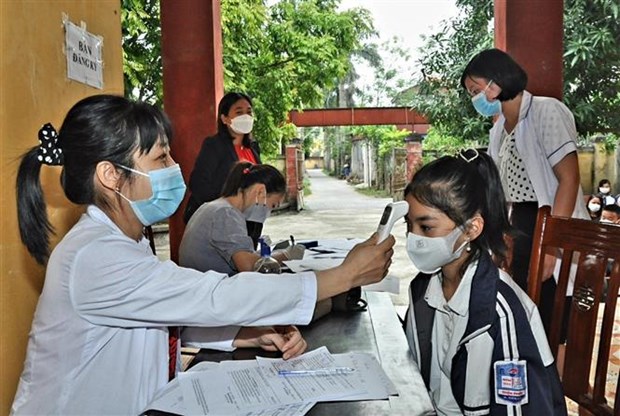 Covid-19 : le Vietnam recense 7.417 nouveaux cas en 24 heures hinh anh 1