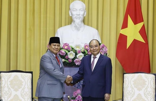 Le president Nguyen Xuan Phuc recoit le ministre indonesien de la Defense hinh anh 1