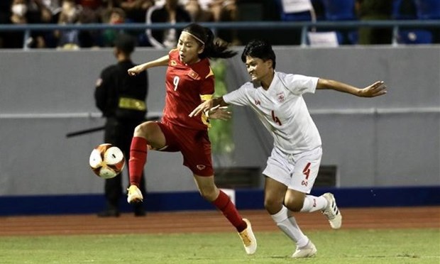 SEA Games 31 : le Vietnam bat le Myanmar en demi-finale de football feminin hinh anh 1