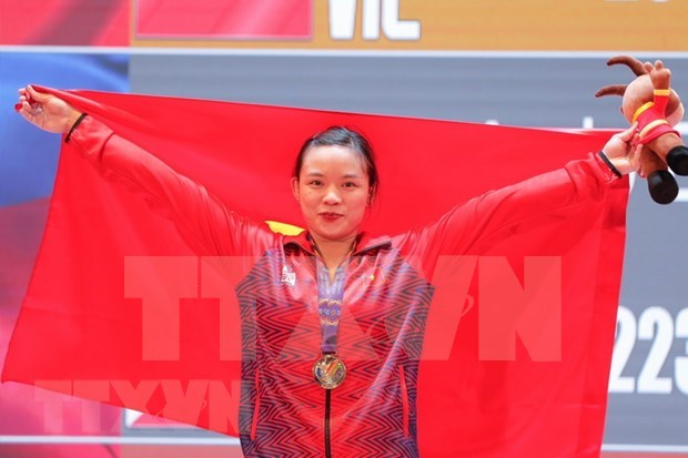 SEA Games 31 – halterophilie : le Vietnam a battu six records et remporte trois medailles d'or hinh anh 1