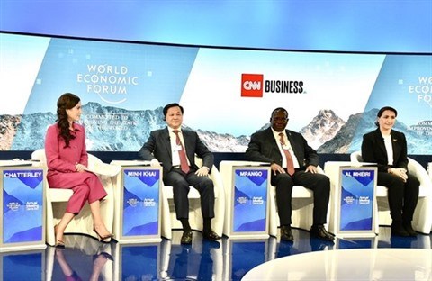 Le Vietnam discute des partenariats au WEF 2022 a Davos hinh anh 1