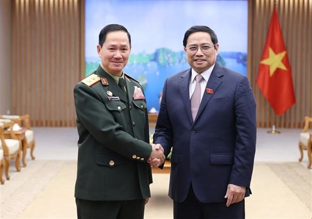 Le Premier ministre Pham Minh Chinh reitere la cooperation de defense Vietnam-Laos hinh anh 1
