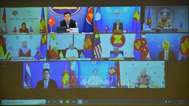 Le Vietnam a la reunion des hauts fonctionnaires du Sommet de l'Asie de l'Est hinh anh 2