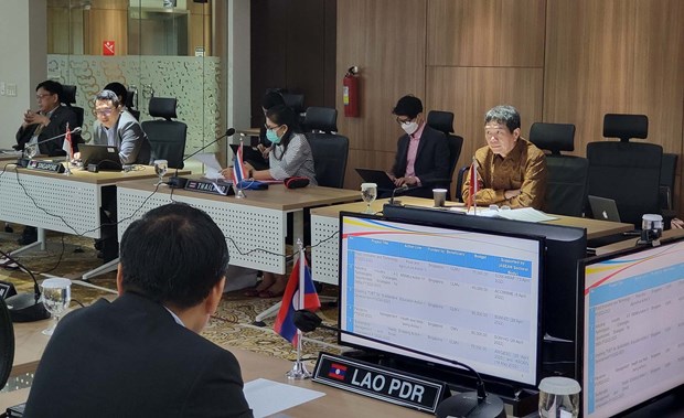 Le Vietnam assiste a la reunion du groupe de l'Initiative pour l'integration de l'ASEAN hinh anh 1
