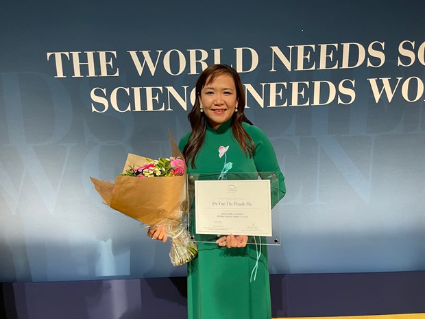 Une jeune scientifique vietnamienne honoree par l'UNESCO hinh anh 1