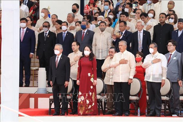 La vice-presidente vietnamienne assiste a la ceremonie d’assermentation du president philippin hinh anh 1