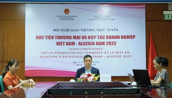 Visio-conference sur la promotion du commerce et la mise en relation d'entreprises Vietnam-Algerie hinh anh 1