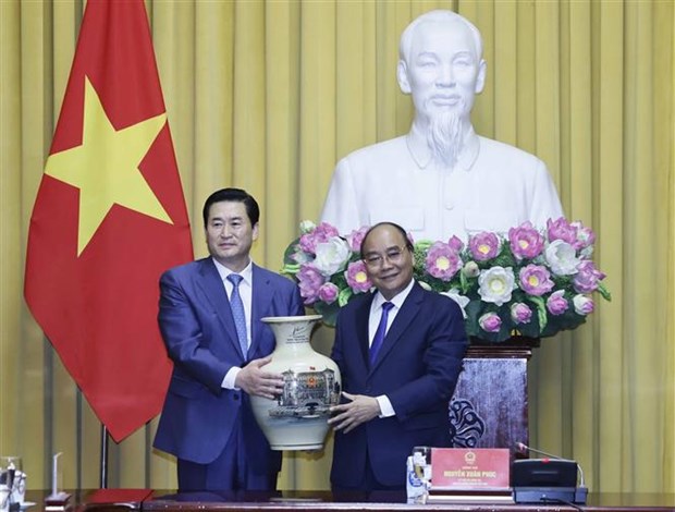 Le president exhorte l'Association sud-coreenne KOVECA a augmenter ses investissements au Vietnam hinh anh 1
