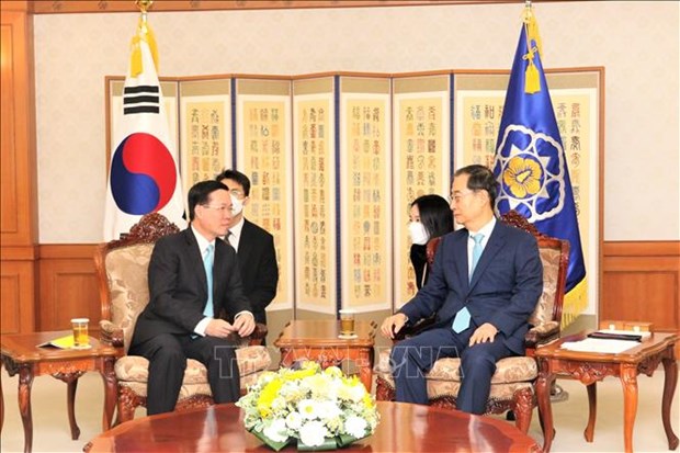 Un responsable du PCV rencontre le Premier ministre de la R. de Coree hinh anh 1