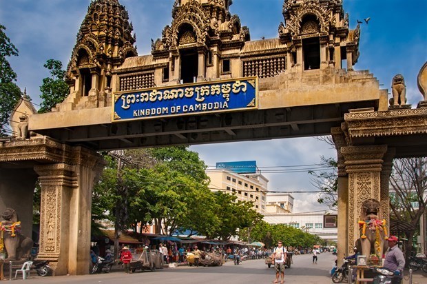 La Thailande envisage de developperle le commerce et les investissements au Cambodge hinh anh 1