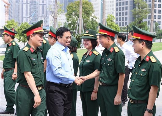 Le Premier ministre Pham Minh Chinh assigne des taches a Viettel hinh anh 1