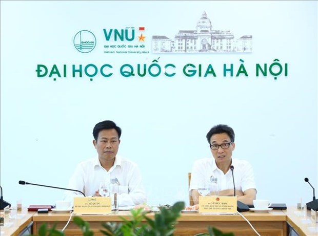 Le vice-PM Vu Duc Dam exige d’accelerer les travaux du campus universitaire a Hoa Lac hinh anh 1