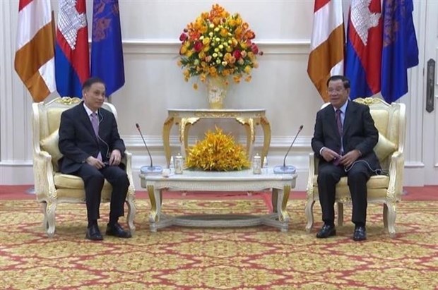 Les dirigeants cambodgiens s'engagent a renforcer de bonnes relations avec le Vietnam hinh anh 2