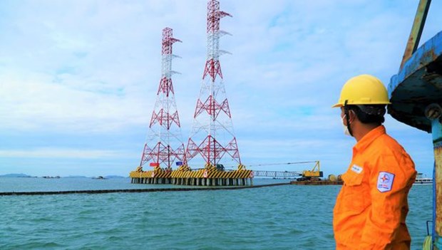 La plus longue ligne electrique de 220 kV d'Asie du Sud-Est sera mise en service en septembre hinh anh 1