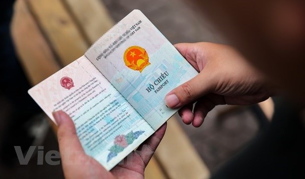 Le “Lieu de naissance” sera imprime en annexe du passeport depuis le 15 septembre hinh anh 1