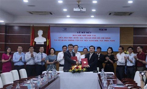 Cooperation Agence Vietnamienne d'Information - Universite nationale de Ho Chi Minh-Ville hinh anh 1