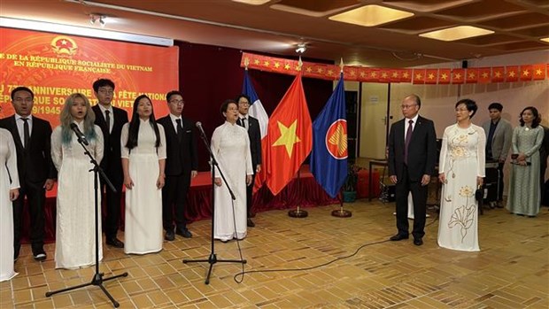 L'Ambassade du Vietnam en France celebre le 77e anniversaire de la Fete Nationale hinh anh 3