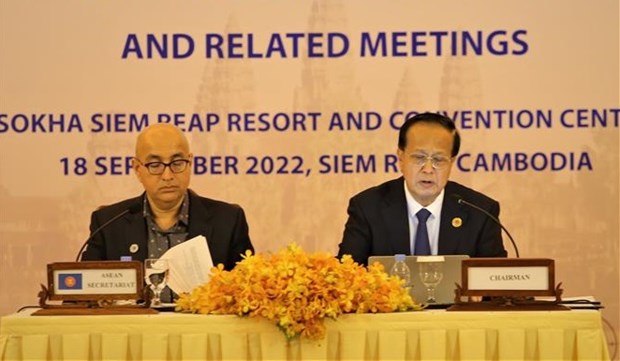 L’AEM-54 s’engage a œuvrer pour une ASEAN ouverte aux affaires hinh anh 1