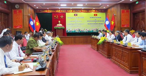 Quang Binh et Champassak cooperent dans plusieurs domaines hinh anh 1