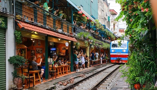 A Hanoi, la "rue du train" fermee aux touristes pour des raisons de securite hinh anh 1