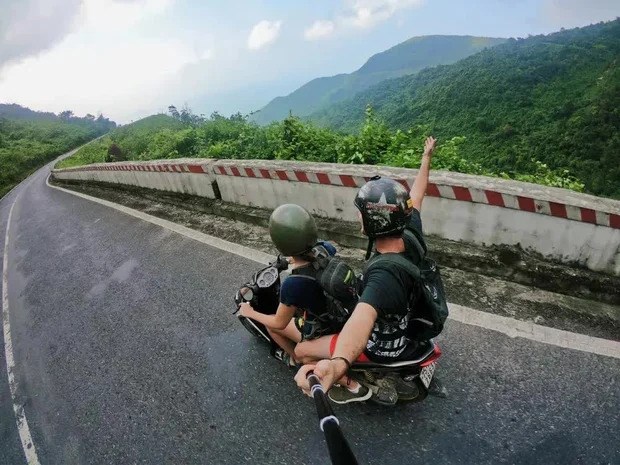 Le Vietnam a moto, un voyage aux multiples sensations hinh anh 1