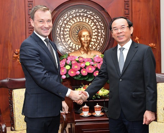 Le Belarus et la Suisse promeuvent la cooperation avec Ho Chi Minh-Ville hinh anh 1