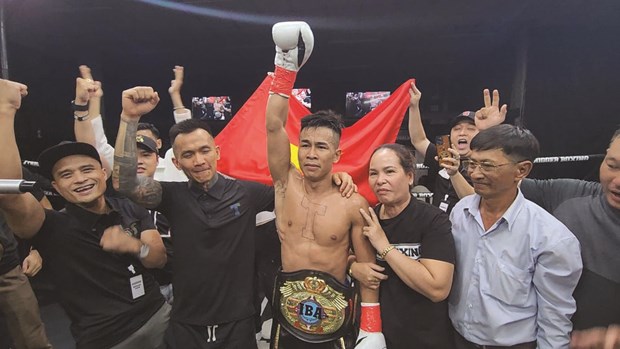 Boxe : Tran Van Thao sacre champion du monde IBA hinh anh 1