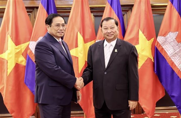 Rencontre entre le PM Pham Minh Chinh et le president du Senat cambodgien Say Chhum hinh anh 1