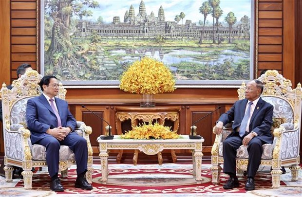Le PM Pham Minh Chinh rencontre le president de l’AN cambodgienne Heng Samrin hinh anh 1