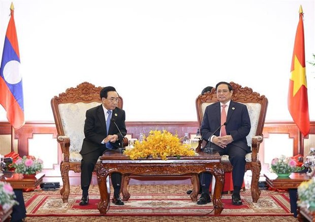 Le PM Pham Minh Chinh rencontre son homologue lao hinh anh 2