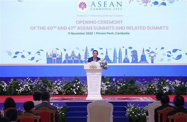 Ouverture des 40e et 41e Sommets de l’ASEAN hinh anh 2