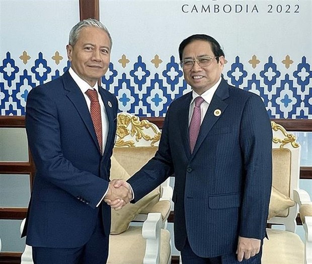 Le PM Pham Minh Chinh rencontre des dirigeants thailandais et malaisien hinh anh 2