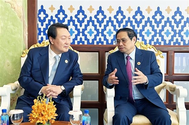 Le PM Pham Minh Chinh rencontre le president de la Republique de Coree a Phnom Penh hinh anh 1