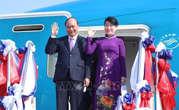 Le president Nguyen Xuan Phuc part pour la Thailande hinh anh 1