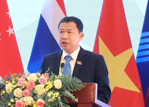 Le Vietnam a l’AIPA-43 pour montrer son soutien au Cambodge hinh anh 1