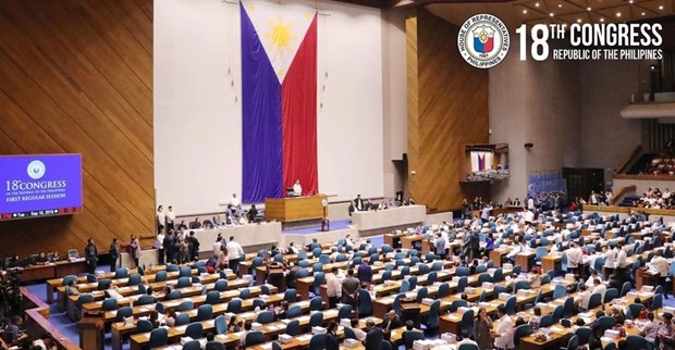 Les Philippines approuvent une resolution sur le renforcement des liens avec le Vietnam hinh anh 1