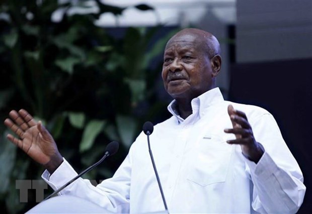 Le president ougandais Yoweri Kaguta Museveni conclut sa visite au Vietnam hinh anh 2