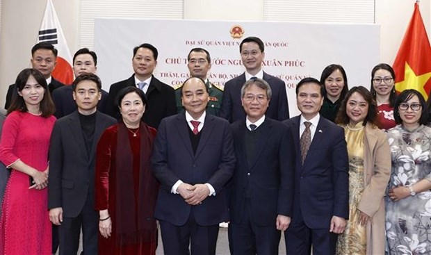 Le president Nguyen Xuan Phuc rencontre la diaspora en Republique de Coree hinh anh 1