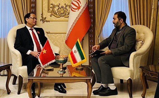 Le vice-president de l’AN Tran Quang Phuong rencontre des dirigeants iraniens hinh anh 2