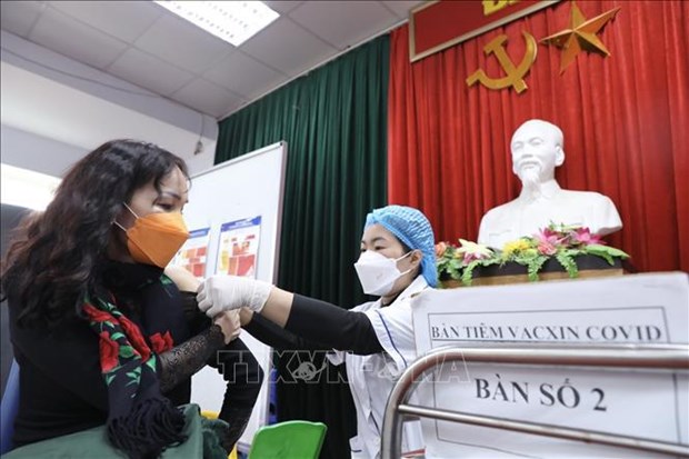 COVID-19: le Vietnam recense 163 nouveaux cas ce lundi hinh anh 1