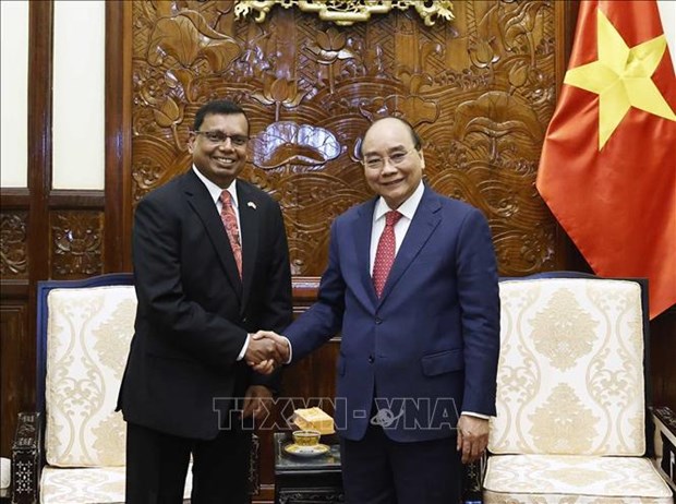 Le Vietnam promeut ses relations de cooperation avec le Sri Lanka et le Cambodge hinh anh 1