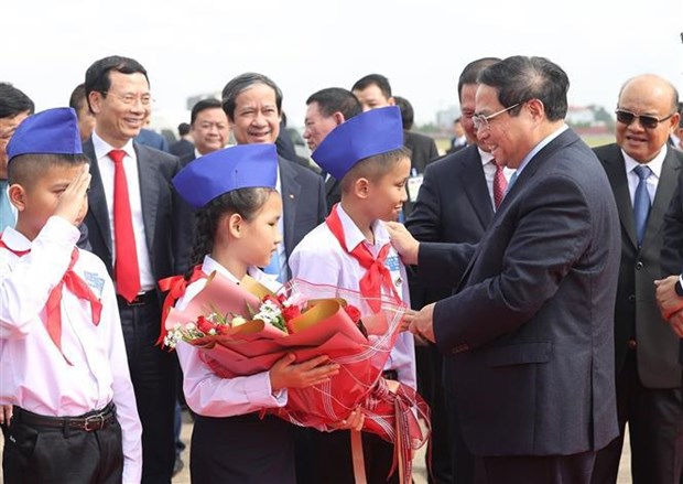 Le Premier ministre Pham Minh Chinh termine sa visite officielle au Laos hinh anh 1
